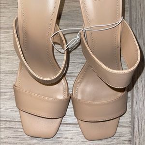 Beige sandals NYC